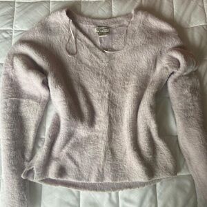 rachel zoe fuzzy+comfy lavender top!